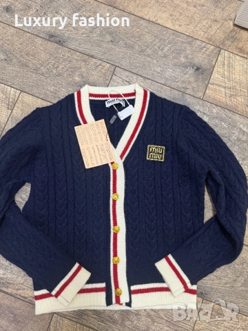 Дамска жилетка Miu Miu, снимка 6 - Жилетки - 52464021