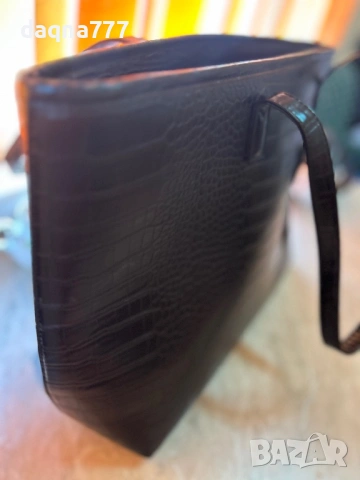 Нова голяма дамска чанта, снимка 14 - Чанти - 54213134