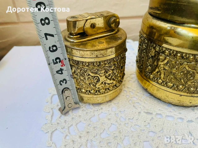 Красив месингов комплект от настолна запалка и табакера от Англия, снимка 7 - Антикварни и старинни предмети - 53742533