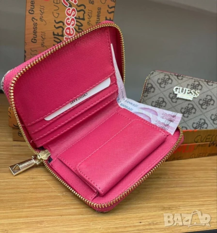 портмонета в кутия guess , снимка 4 - Портфейли, портмонета - 51404387