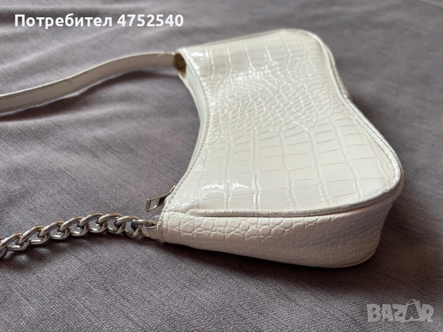 Дамски чанти за рамо – като нови, без забележки, снимка 4 - Чанти - 53674981