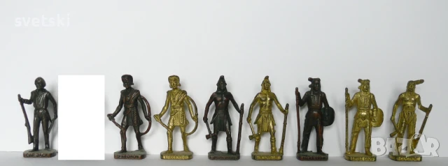 Стари метални войничета и фигурки от шоколадови яйца Киндер, Балабан, Ландрин и др., снимка 11 - Колекции - 50821230