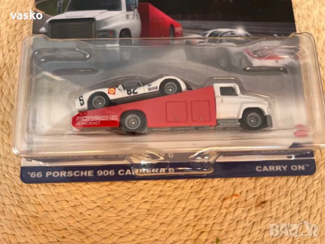 Hotwheels Premium  team transporter, снимка 4 - Колекции - 46917958