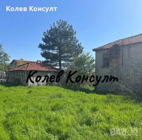 Продавам двуетажна къща в село Гледка , снимка 3 - Къщи - 50299164