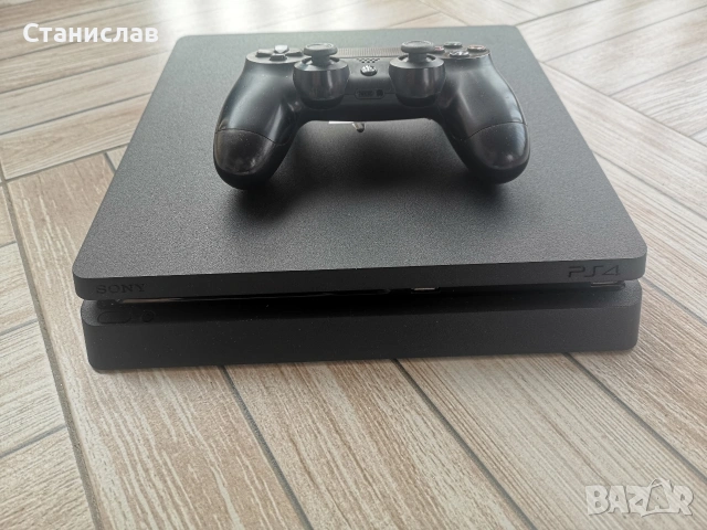 Playstation 4 SLIM, снимка 2 - PlayStation конзоли - 53822349