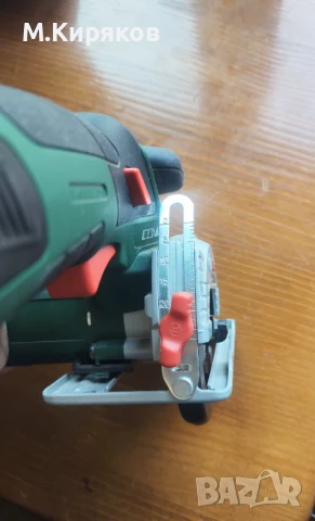 Акумулаторен циркуляр Bosch UniversalCirc 12, снимка 6 - Винтоверти - 50624840