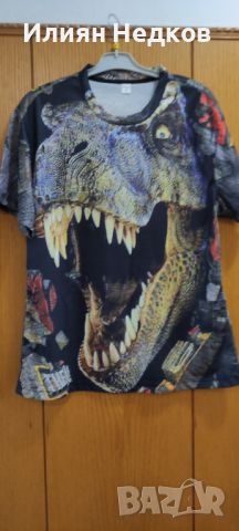 Тениска с динозавър