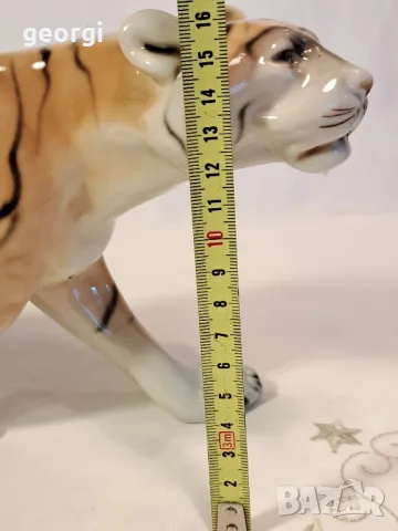 Royal dux Bohemia голяма порцеланова фигура тигър, снимка 6 - Колекции - 49779722