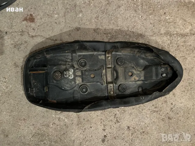 Седалка от скутер, снимка 3 - Части - 50022453