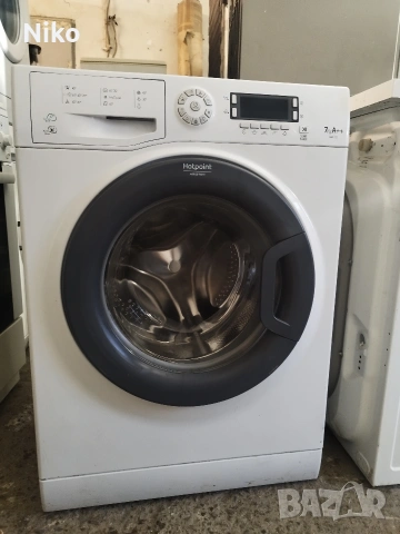 Пералня Hostpoint Ariston