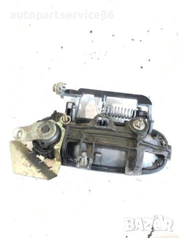 Предна лява външна дръжка на врата за Peugeot 607 2.2 HDi (2003) 9631931080, снимка 2 - Части - 53769397