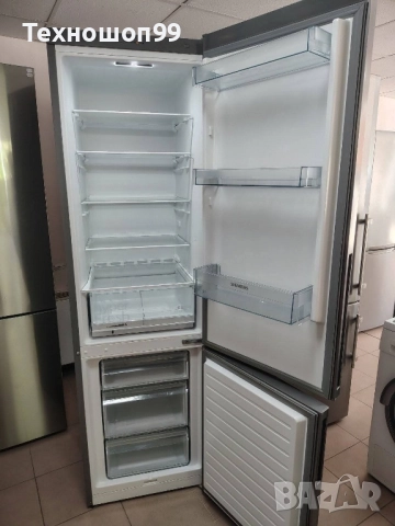 Хладилник с фризер Siemens, снимка 3 - Хладилници - 52234283