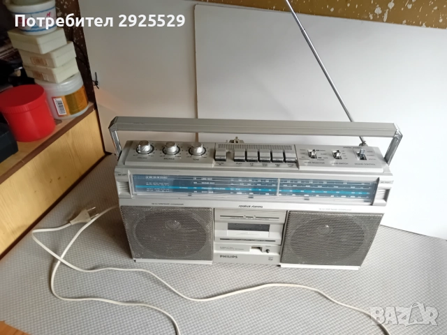 Радиокасетофон PHILIPS, снимка 3 - Радиокасетофони, транзистори - 49103907