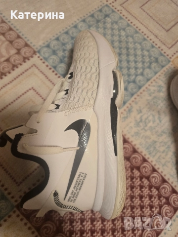 Маратонки Nike