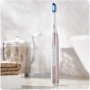 Електрическа звукова четка за зъби Oral-B Pulsonic, снимка 1