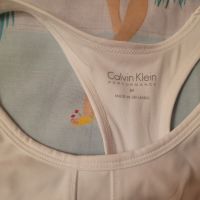 Calvin Klein спортен сутиен, снимка 3 - Корсети, бюстиета, топове - 45375792