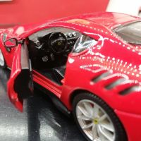 Ferrari f12 tdf 1/24, снимка 3 - Колекции - 45465284