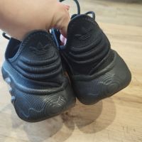 маратонки adidas, снимка 2 - Маратонки - 45912935