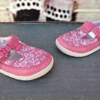 Английски детски обувки естествена кожа-CLARKS , снимка 1 - Детски обувки - 44971459