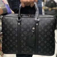 LOUIS VUITTON чанта за лаптоп, снимка 4 - Части за лаптопи - 45861713