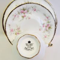 Троен комплект Royal Albert PARAGON Victoriana Rose., снимка 8 - Колекции - 45528837