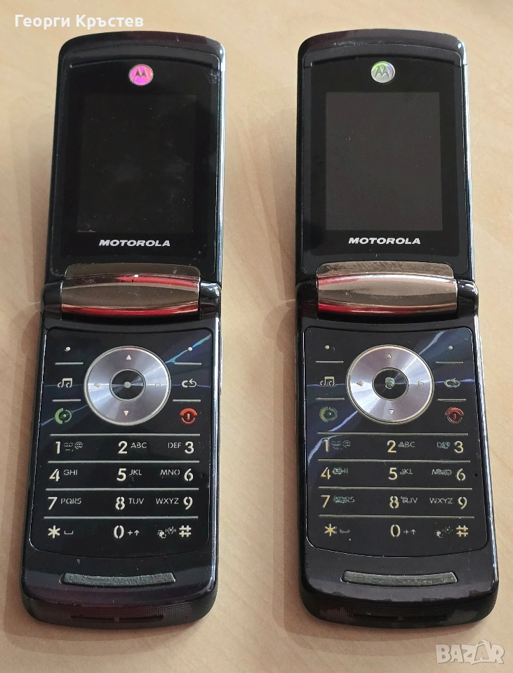 Motorola RAZR V8(2 бр.) - за нови панели и без батерии, снимка 1