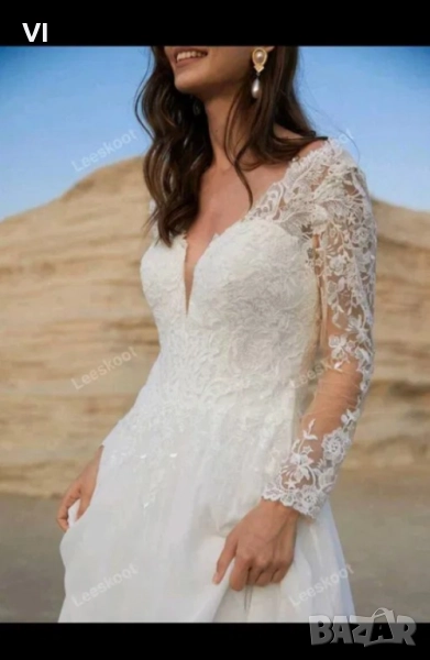 Сватбена рокля с дантелени ръкави и регулиращо се закопчаване, снимка 1