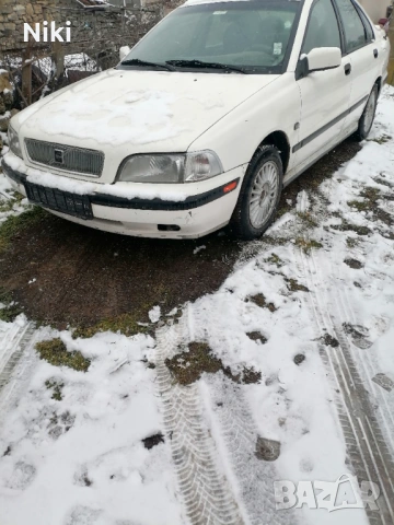 Продавам вовло ,s40 цяло за части, снимка 4 - Автомобили и джипове - 54037833