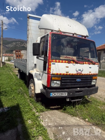 Форд карго , снимка 2 - Камиони - 54114164