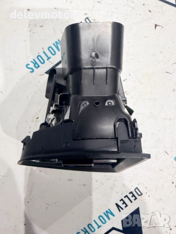 1304145XZD средна лява решетка от Peugeot 308 (T9), 1.6 BlueHDi, двигател BHZ (DV6FC), (10 JBHY), снимка 2 - Части - 52921492