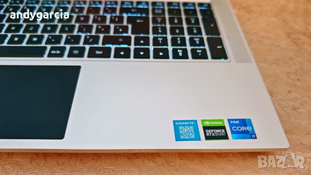 Gigabyte AERO 17/Intel Core i7 12700H/NVidia RTX 3070ti 8GB/16G RAM/512 SSD/4K 120hz HDR1000 MiniLED, снимка 12 - Лаптопи за игри - 53484243