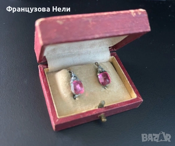 Стари, 100 годишни обеци, в оригиналната си кутия, снимка 2 - Антикварни и старинни предмети - 54180017