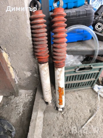 Задни амортисьори Jeep grand Cherokee wj 