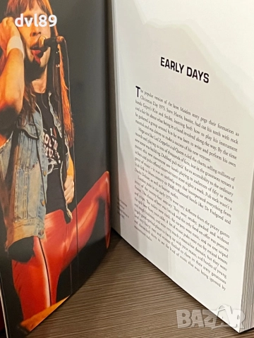 Iron Maiden -50 години на сцена. Две нови книги + подарък календар 2026, снимка 5 - Други - 52891782