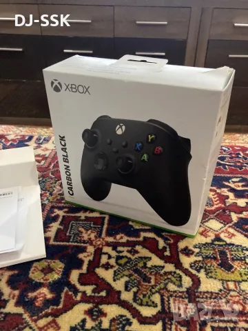 Microsoft Xbox Wireless Controller Carbon Black нов с-гаранция, снимка 4 - Джойстици и геймпадове - 47184231