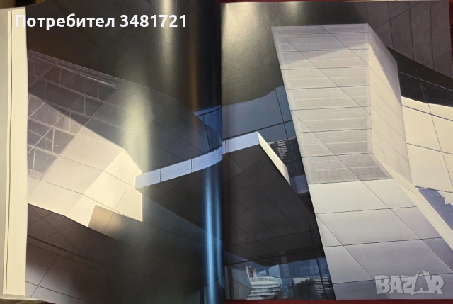 "Светът на BMW" - визуална история / BMW Welt. From Vision to Reality. Von der vision zur realitat, снимка 3 - Енциклопедии, справочници - 54167800