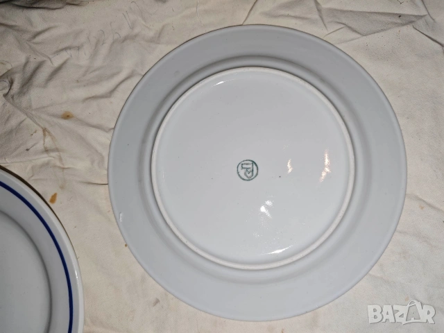Порцеланов български чинии, снимка 3 - Сервизи - 53878478