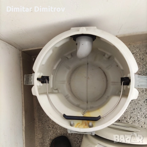 Перяща прахосмукачка, снимка 6 - Прахосмукачки - 53814757