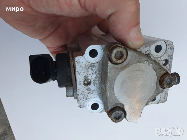 Помпа за високо налягане с номер 03C127025L за VW, Audi и Skoda 1.6FSI-116k.s., снимка 4 - Части - 53838347