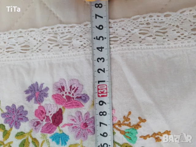 Старинен,  ръчно бродиран тишлайфер, снимка 5 - Покривки за маси - 49512894