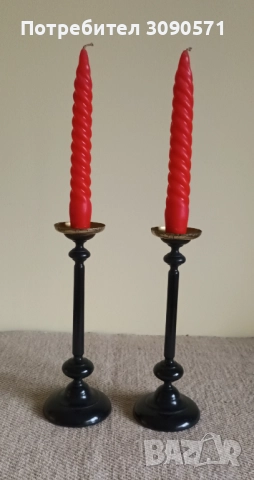 Бронзови и дървени свещници