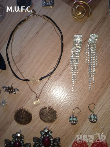 Бижута всичко общо=24лв., снимка 18 - Колиета, медальони, синджири - 52920182