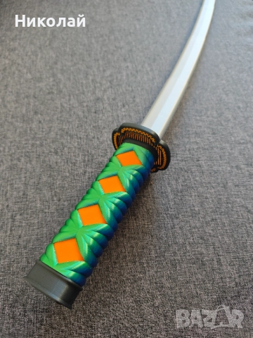 Меч катана с хамелеонова зелено и синя оплетка и разтегателно острие