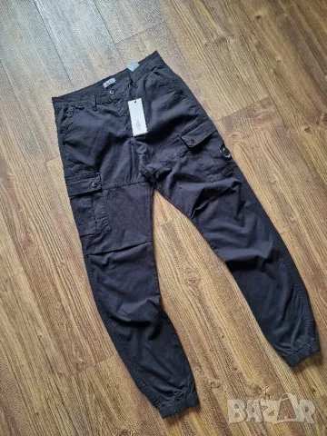 Мъжки карго панталон C.P. COMPANY Размери 30 , 31, 32 , 33, 34 , 35, 36 , 38 , снимка 2 - Панталони - 49714410