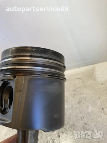 Бутало с биела Om904 815 110Kw 4.250Cc 4 цилиндъра за Mercedes Atego (1997-2005), снимка 2 - Части - 54005567