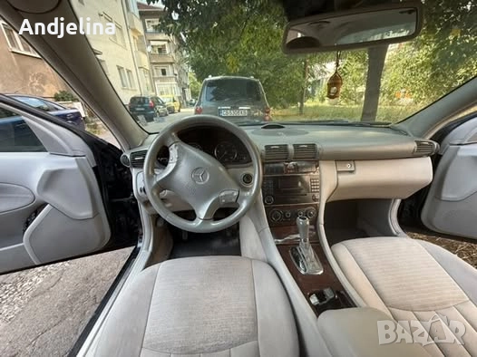 Mercedes Benz 220, снимка 11 - Автомобили и джипове - 51947027