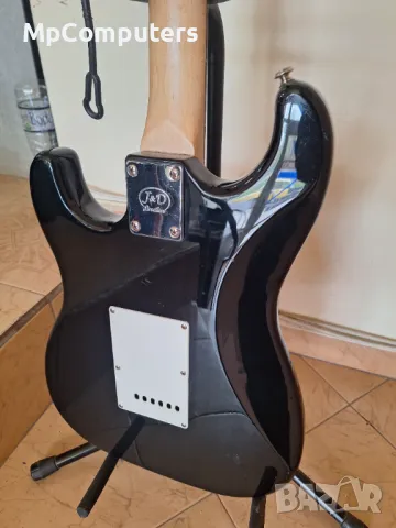 Продавам електрическа китара J&D ST BK, снимка 10 - Китари - 49901528