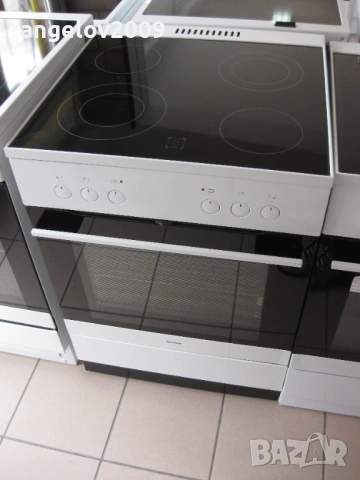 Готварска печка GRAM, снимка 2 - Печки, фурни - 54155353