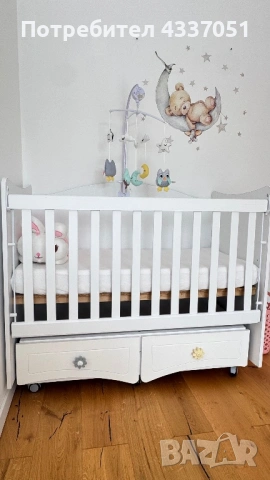 Бебешка дървена кошара 