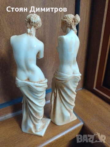 Две статуетки от ТУНИС на Венера Милоска височина 25см,ръчна изработка по оригинал , снимка 3 - Колекции - 51976289